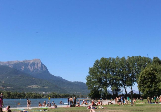 Baignade au plan d'eau d'Embrun