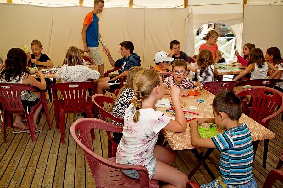 Children's club at Curbans campsite