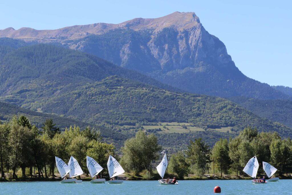 Sailing boats on the lake of Serre Ponçon